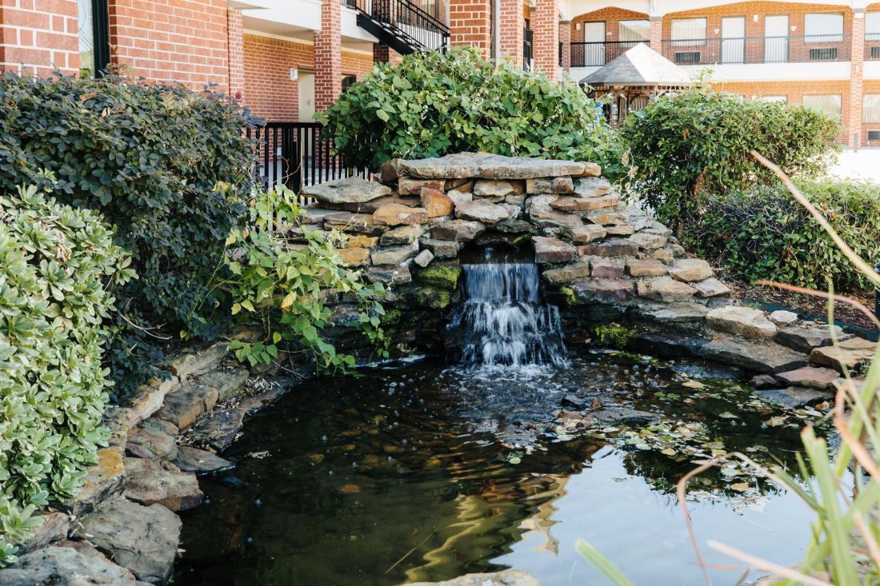 Winchester Inn And Suites Humble/Iah/North Houston Extérieur photo