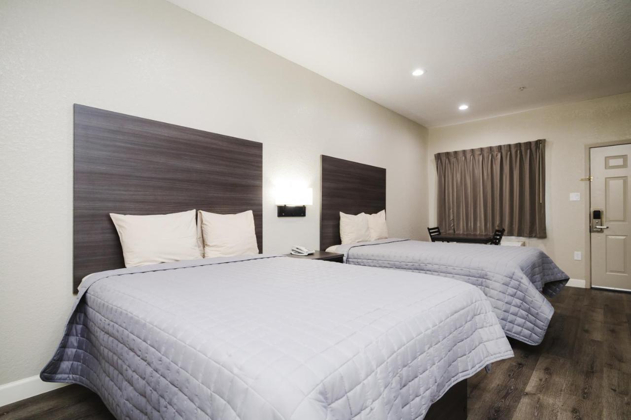 Winchester Inn And Suites Humble/Iah/North Houston Extérieur photo