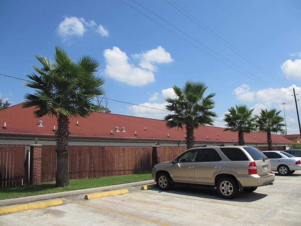 Winchester Inn And Suites Humble/Iah/North Houston Extérieur photo
